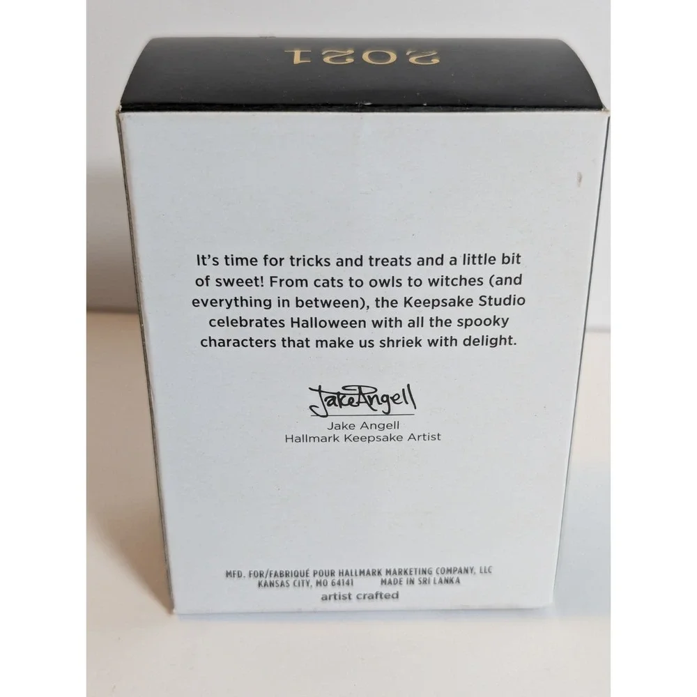 Hallmark 2021 Disney Hocus Pocus Winifred‎ Sanderson Ornament